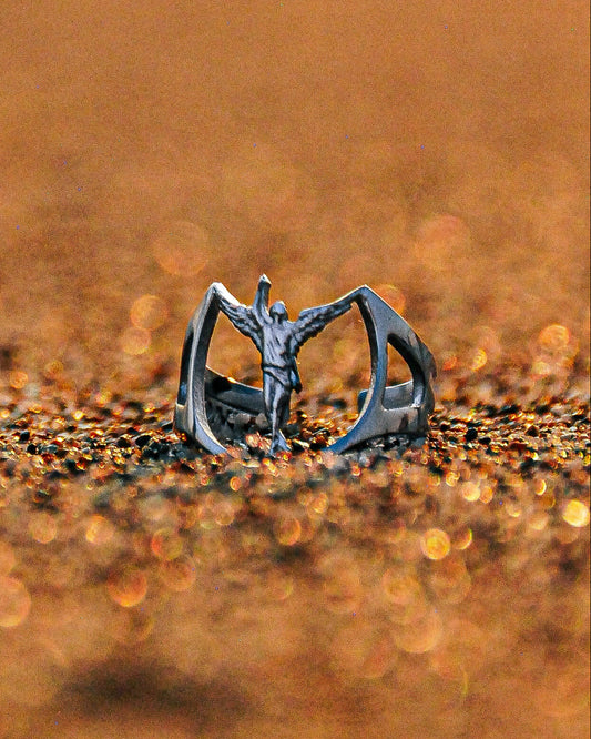 EL ANILLO DEL ANGEL