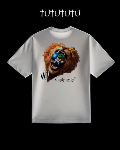 LOVELY LION | CAMISETA