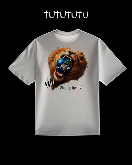 LOVELY LION | CAMISETA