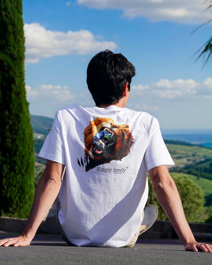 LOVELY LION | CAMISETA