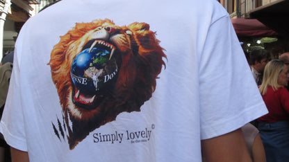 LOVELY LION | CAMISETA